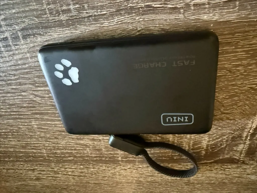 INIU 45W Powerbank Top View